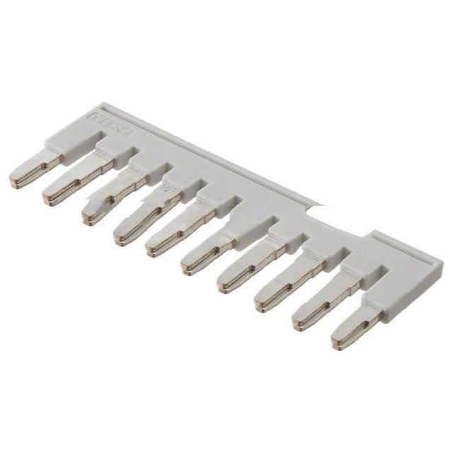 3032253